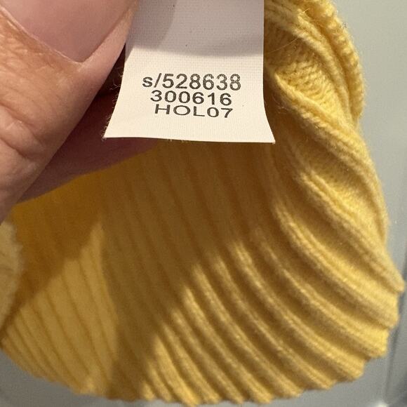 Y2K Old Navy Wool Blend Sweater Women Six Medium Butter Yellow Lambswool Angora - Picture 10 of 11